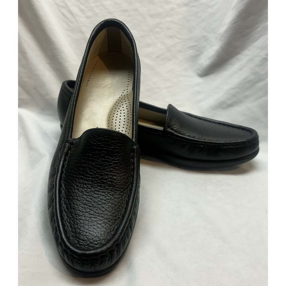 SAS Shoes Womens Size 7 Simplify Loafers Black Tripad Comfort Slip On